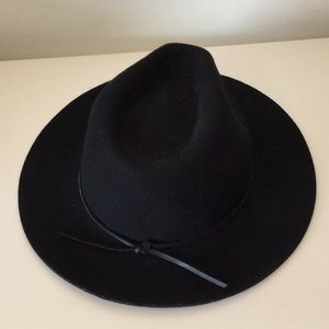 Black Britton hat xs